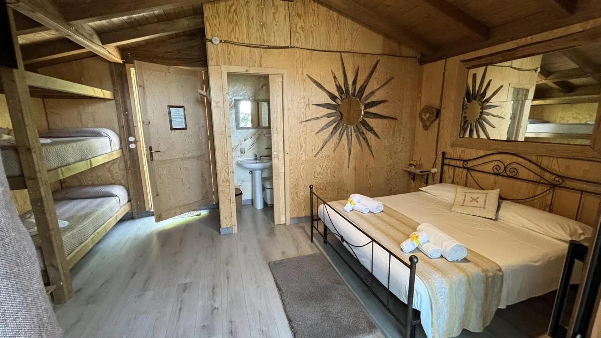 מסינה B & B Le Casette Sull'Albero Di Villa Alba 0*,